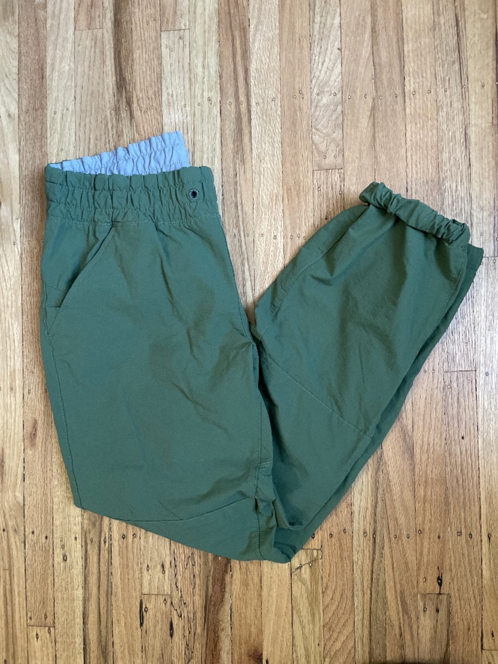 Hiking pants | size 4 regular